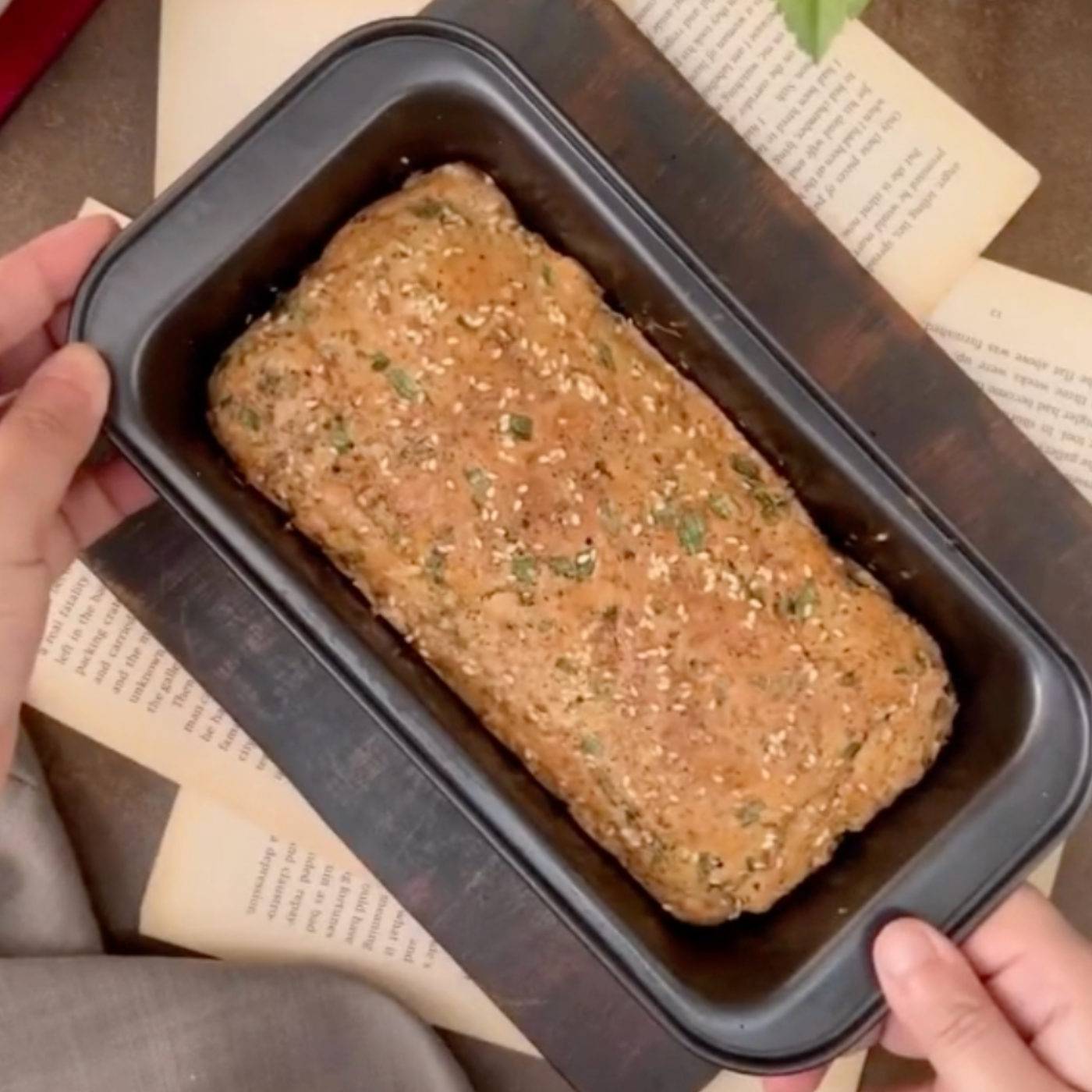 Cheesy Spring Onion Bread Recipe