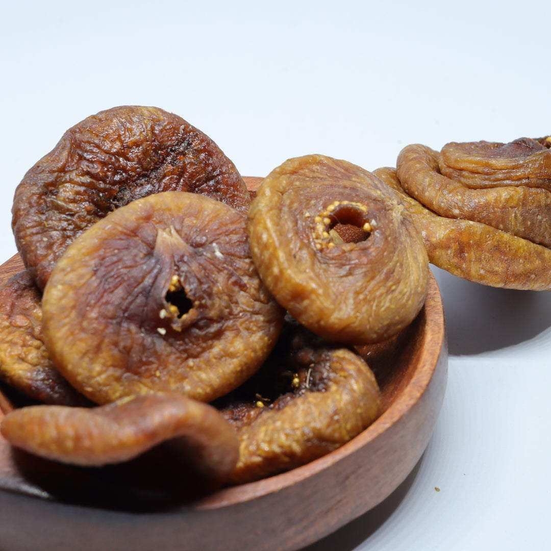 Nutty Yogi Premium Dried Afghani Anjeer 100g | Dried Figs | Rich Source of Fibre Calcium & Iron | Low in calories and Fat Free |