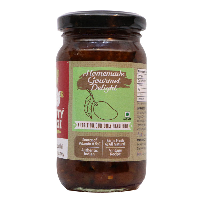 Khatti Meethi Aam Ki Chutney.