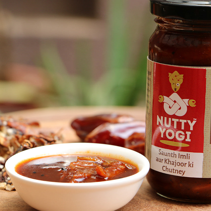 Saunth Imli aur Khajur Ki Chutney.