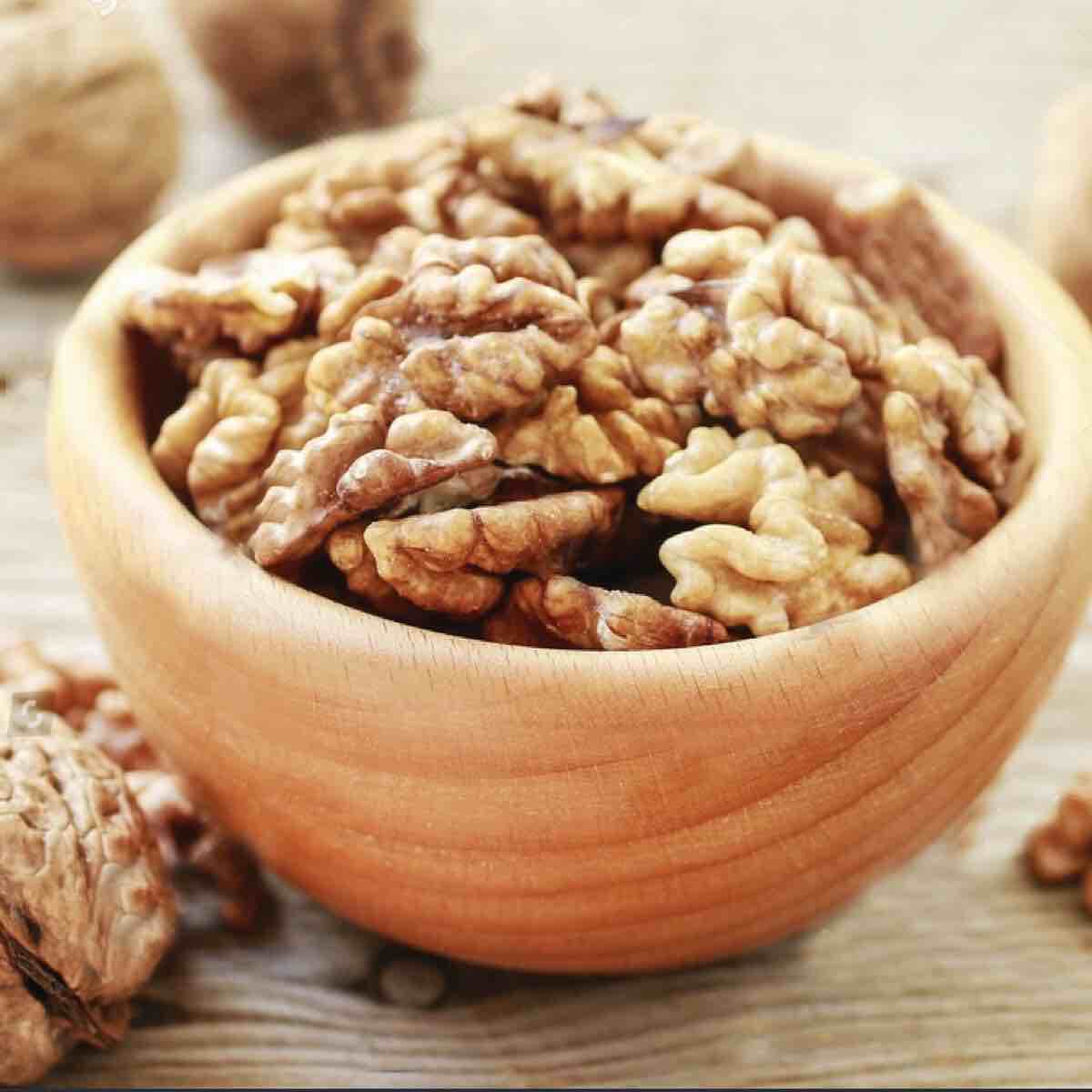 Jumbo Whole Walnut Kernel.