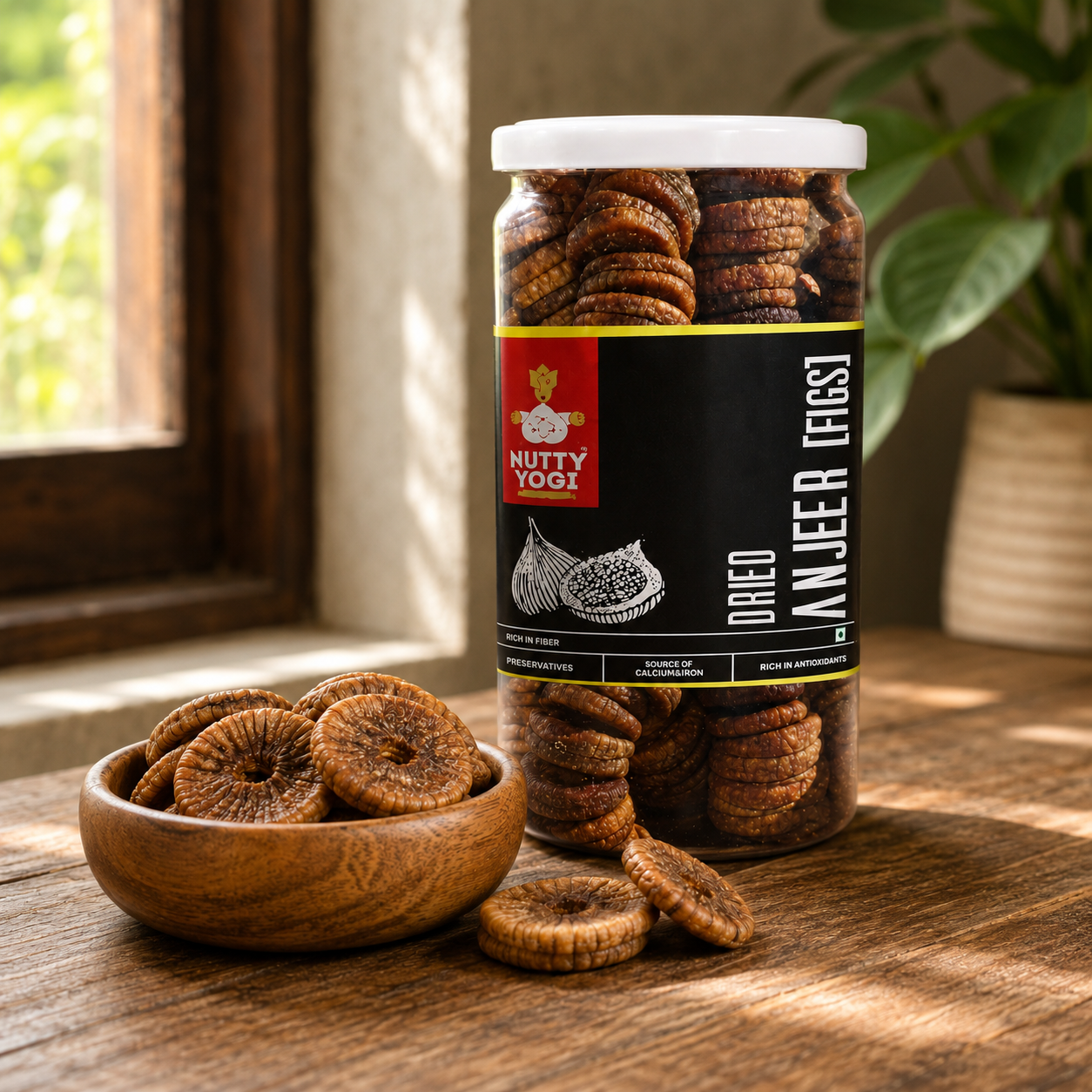 Nutty Yogi Premium Dried Afghani Anjeer 100g | Dried Figs | Rich Source of Fibre Calcium & Iron | Low in calories and Fat Free |